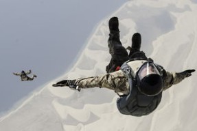 xingkong.com-《ApexLegends》“天空之城”地图大升级，战术层出不穷！